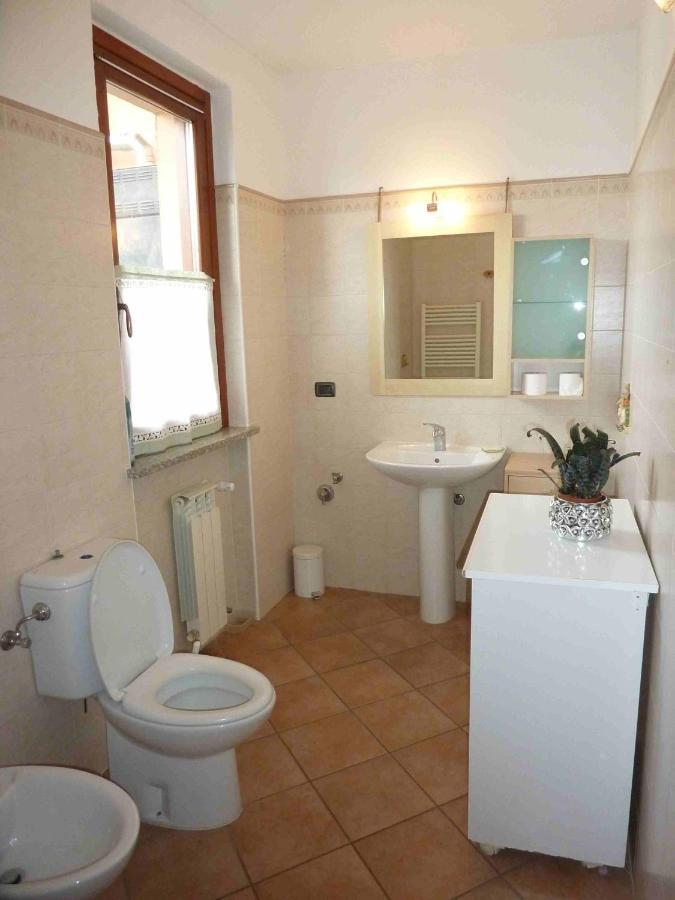 Casa Malandrino Villa Porto Valtravaglia Buitenkant foto