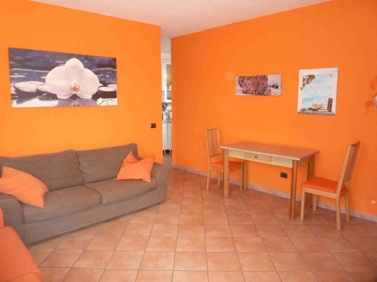Casa Malandrino Villa Porto Valtravaglia Buitenkant foto